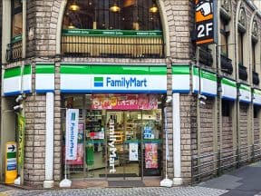 ファミリーマート　京急川崎駅東店様